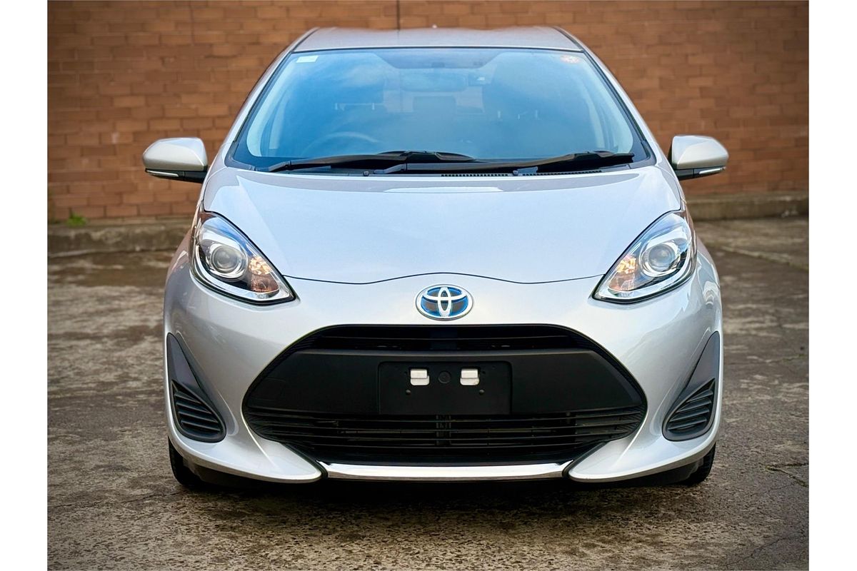 2020 Toyota Aqua S NHP10