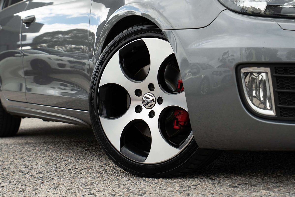 2012 Volkswagen Golf GTI VI