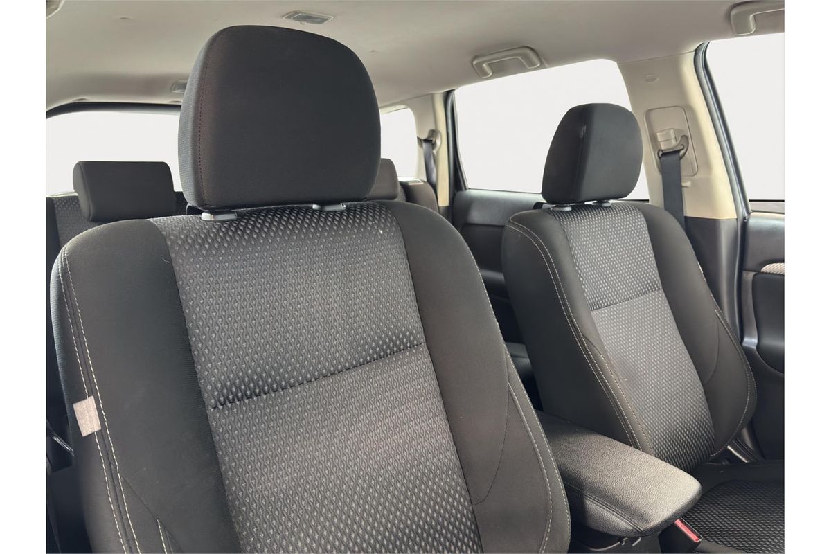 2018 Mitsubishi Outlander ES ZL
