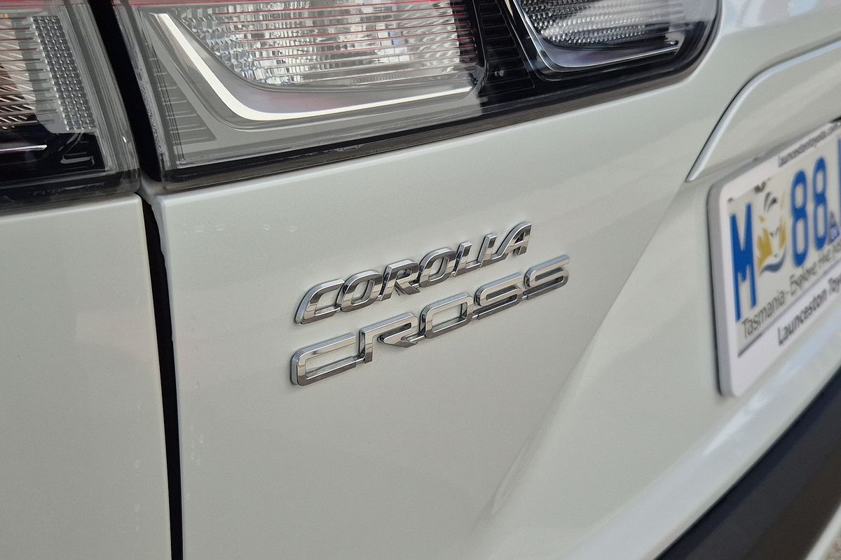 Atmos AWD 2.0L Auto CVT 5 Door Hatch
