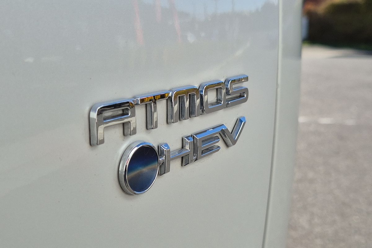 Atmos AWD 2.0L Auto CVT 5 Door Hatch