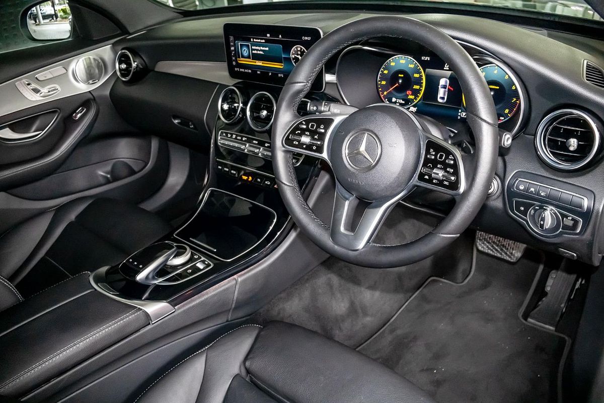 W205 809MY C300 Sedan 4dr 9G-T RONIC 9sp 2.0T