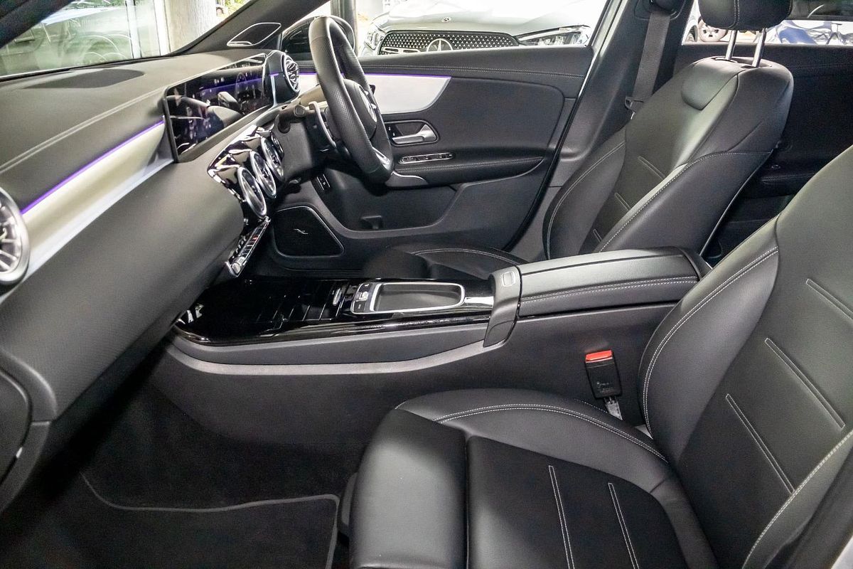 V177 803+053MY A35 AMG SED SSD 8sp 2.0T/10kW