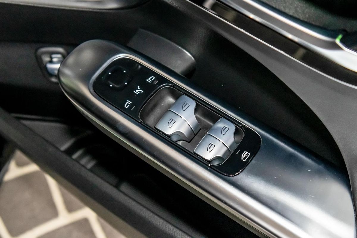 W206 803MY C43 AMG SED SSM 9sp 2.0TeC/10kW