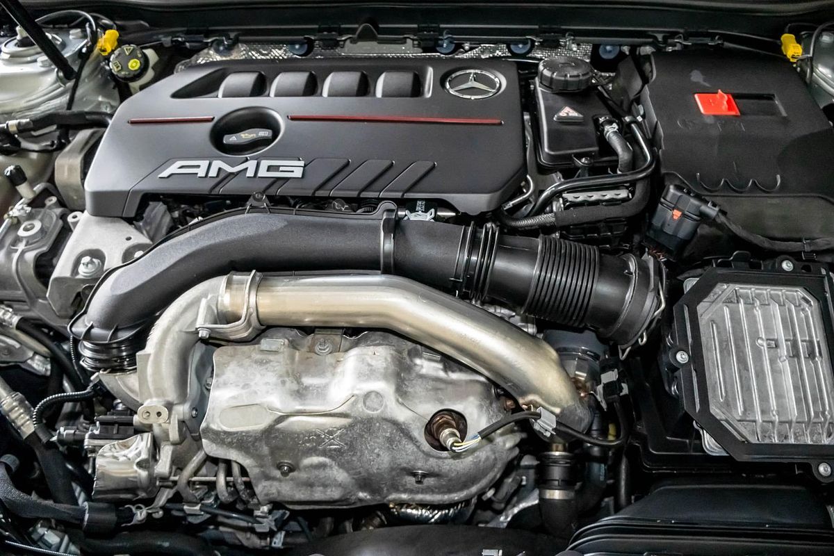 V177 803+053MY A35 AMG SED SSD 8sp 2.0T/10kW