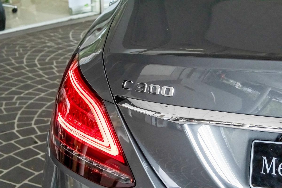 W205 809MY C300 Sedan 4dr 9G-T RONIC 9sp 2.0T