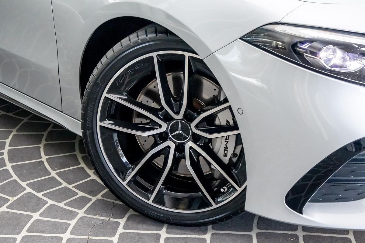 V177 803+053MY A35 AMG SED SSD 8sp 2.0T/10kW