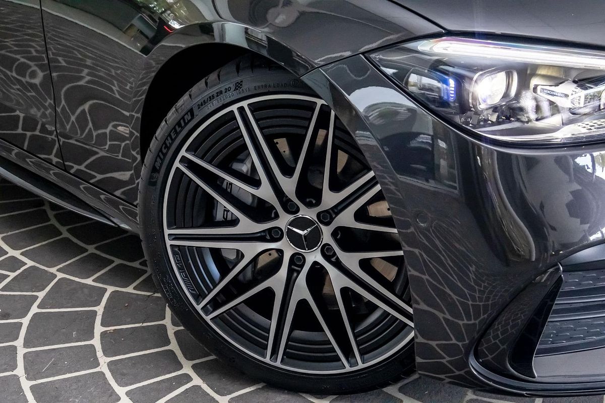 W206 803MY C43 AMG SED SSM 9sp 2.0TeC/10kW