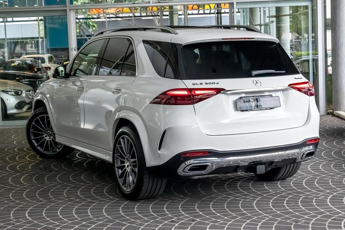 V167 805+055MY GLE300 d Editio n 7 WAG 9G 9sp