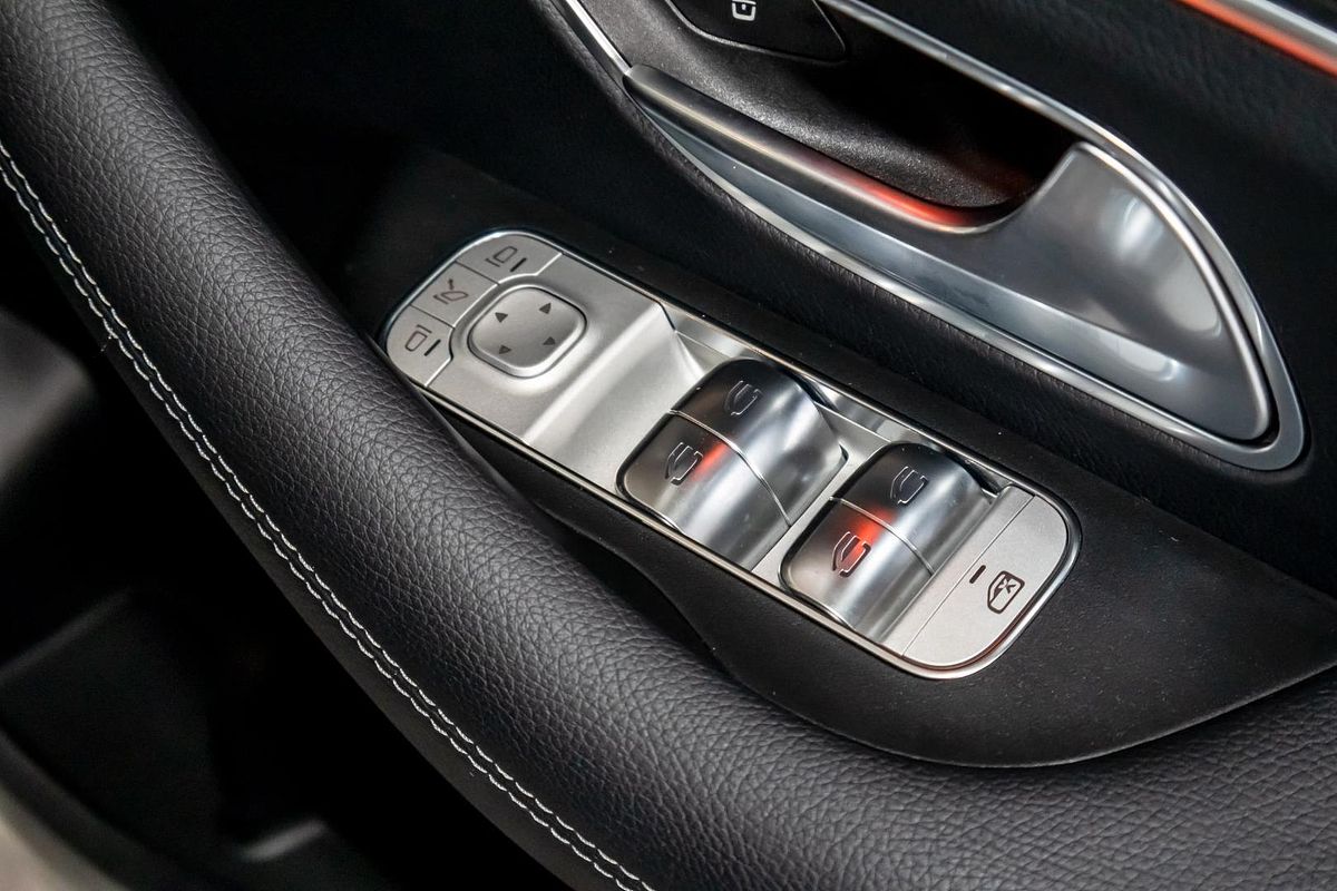 V167 805+055MY GLE300 d Editio n 7 WAG 9G 9sp