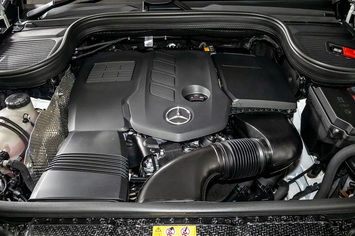V167 805+055MY GLE300 d Editio n 7 WAG 9G 9sp