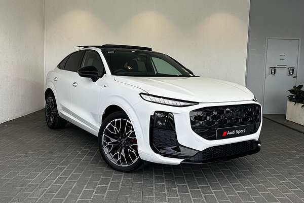 2026 Audi Q3 TFSI 195kW FJ