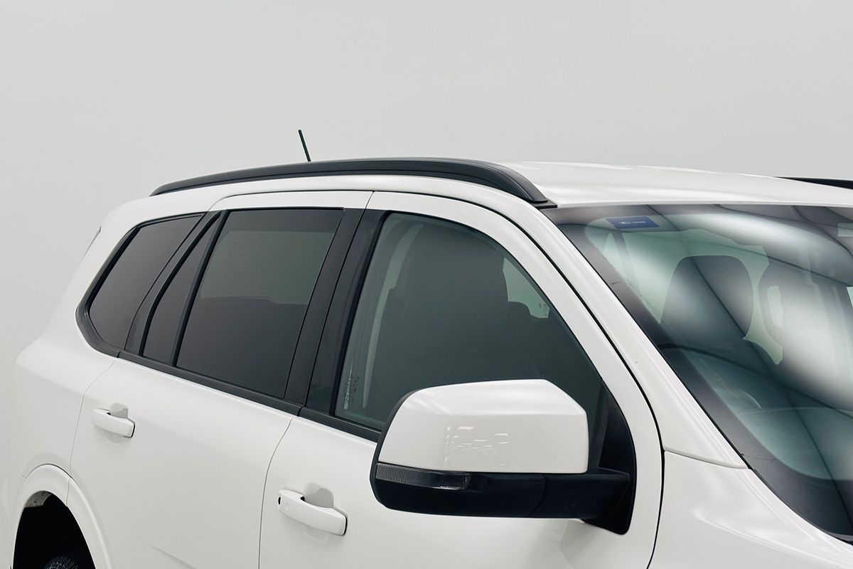 Ford Everest 2023.50 SUV TREND . 2.0L BiT DSL 10 SPD AUTO 4X4 . Ford Everest 2023.50 SUV TREND . 2.0L BiT DSL 10 SPD AUTO 4X4 .