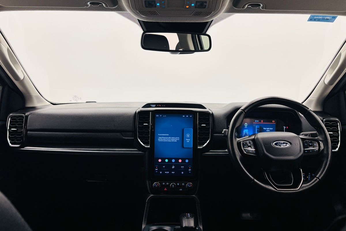 Ford Everest 2023.50 SUV TREND . 2.0L BiT DSL 10 SPD AUTO 4X4 .