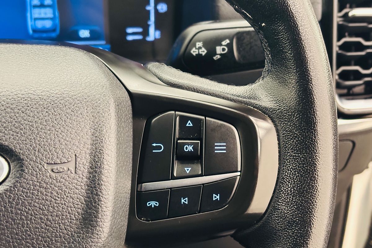 Ford Everest 2023.50 SUV TREND . 2.0L BiT DSL 10 SPD AUTO 4X4 .
