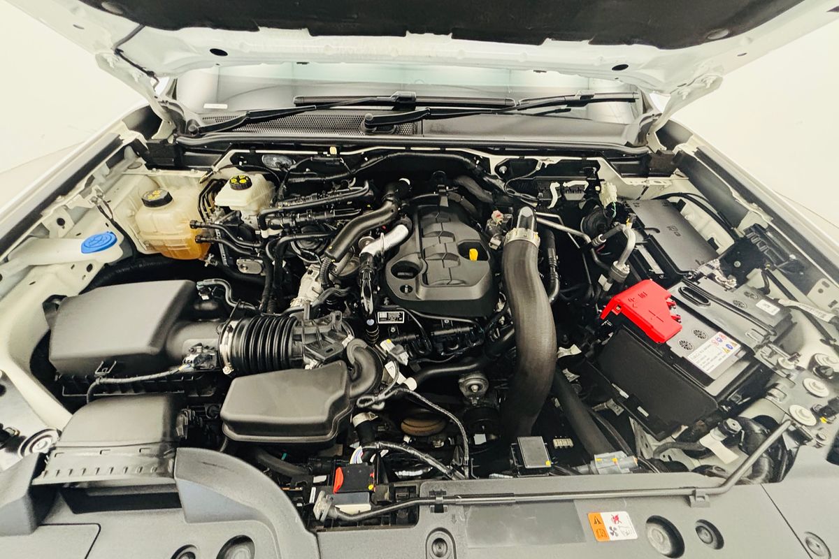 Ford Everest 2023.50 SUV TREND . 2.0L BiT DSL 10 SPD AUTO 4X4 .