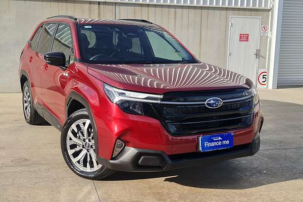 2025 Subaru Forester Hybrid Touring S6