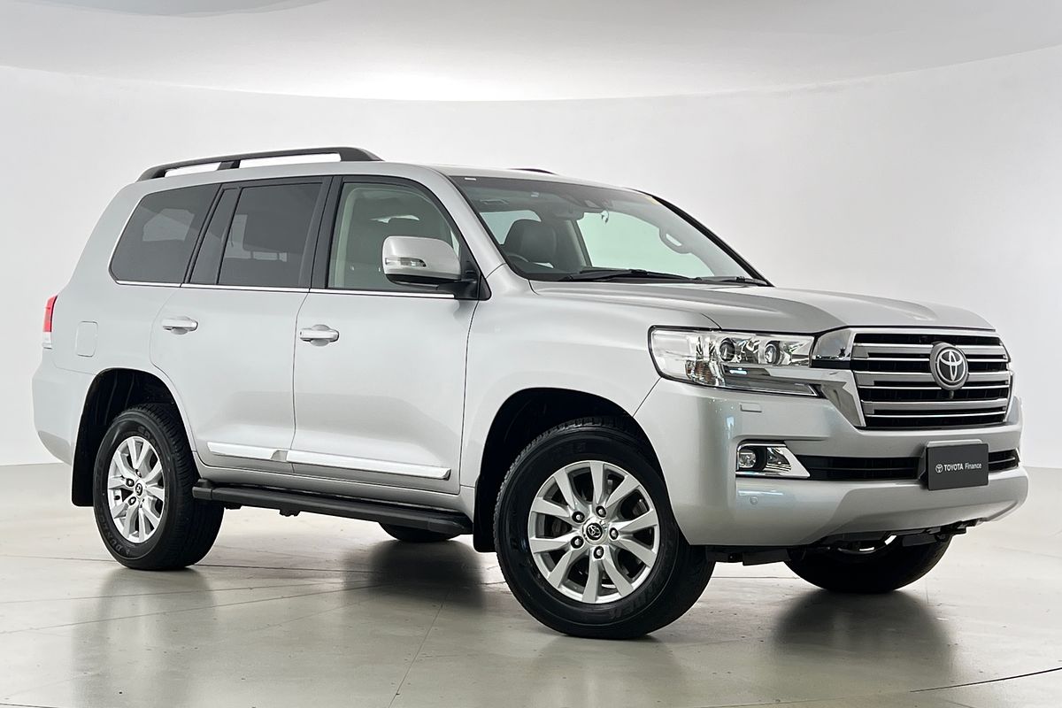 2017 Toyota Landcruiser Sahara VDJ200R