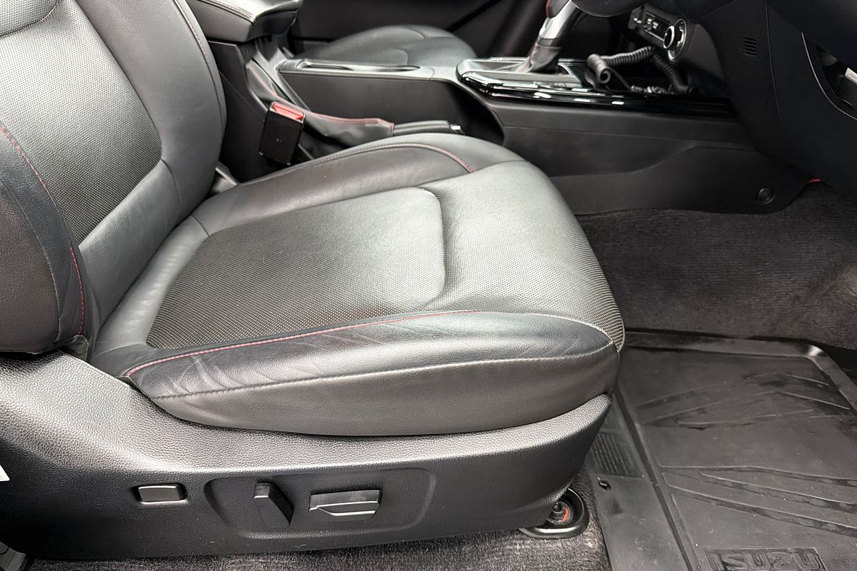 2022 Isuzu D-MAX X-TERRAIN 4X4
