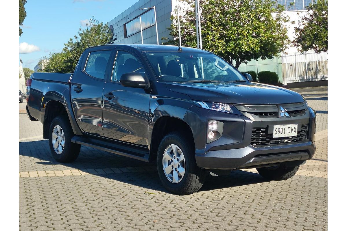 2023 Mitsubishi Triton GLX+ MR 4X4