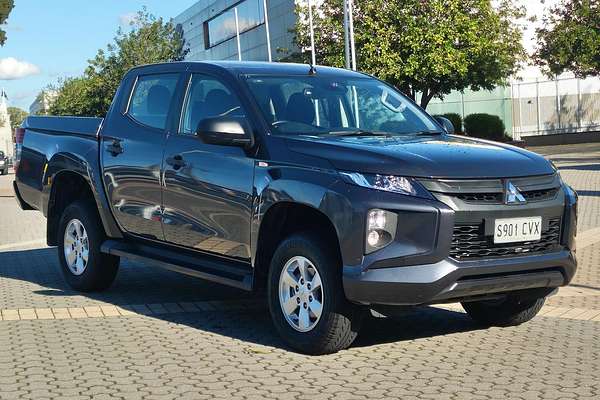 2023 Mitsubishi Triton GLX+ MR 4X4