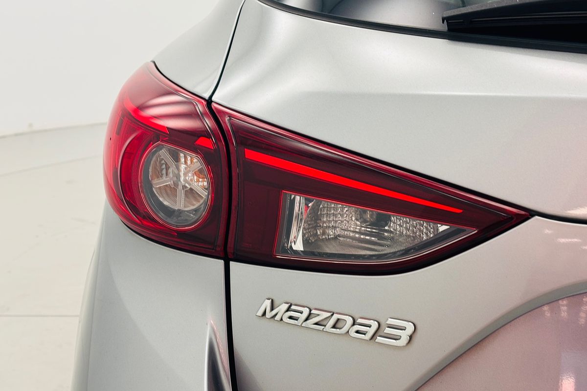 MAZDA3 J 6AUTO HATCH SP25 SAFETY