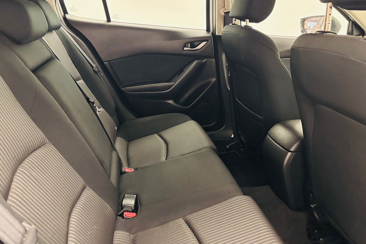 MAZDA3 J 6AUTO HATCH SP25 SAFETY