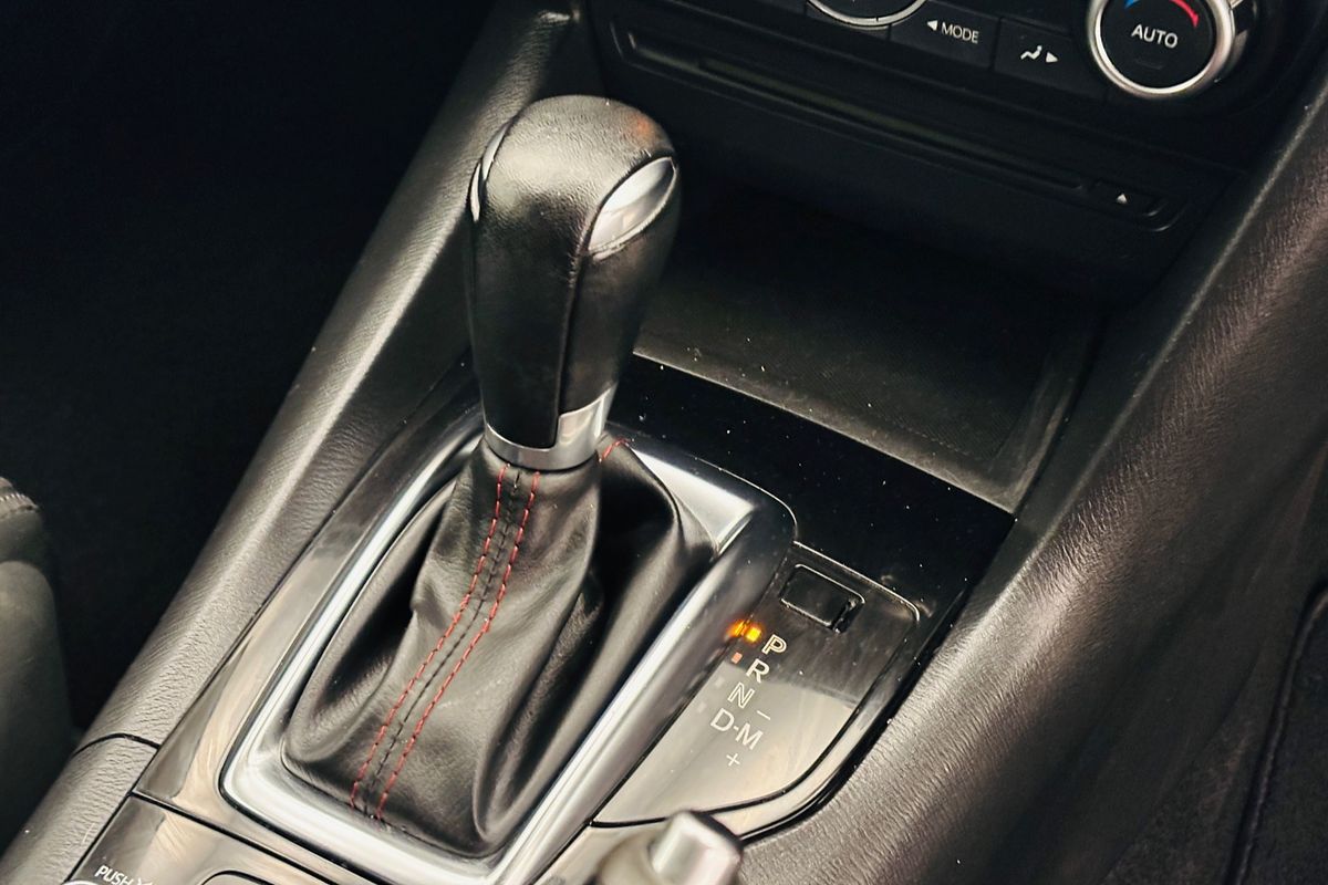 MAZDA3 J 6AUTO HATCH SP25 SAFETY