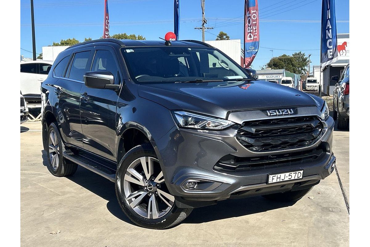 2024 Isuzu MU-X LS-T