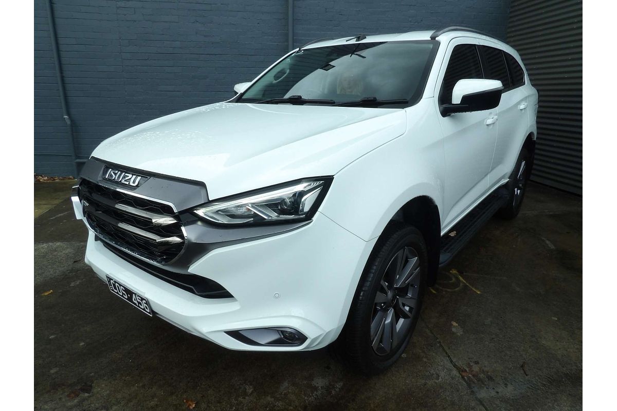 2023 Isuzu MU-X LS-T