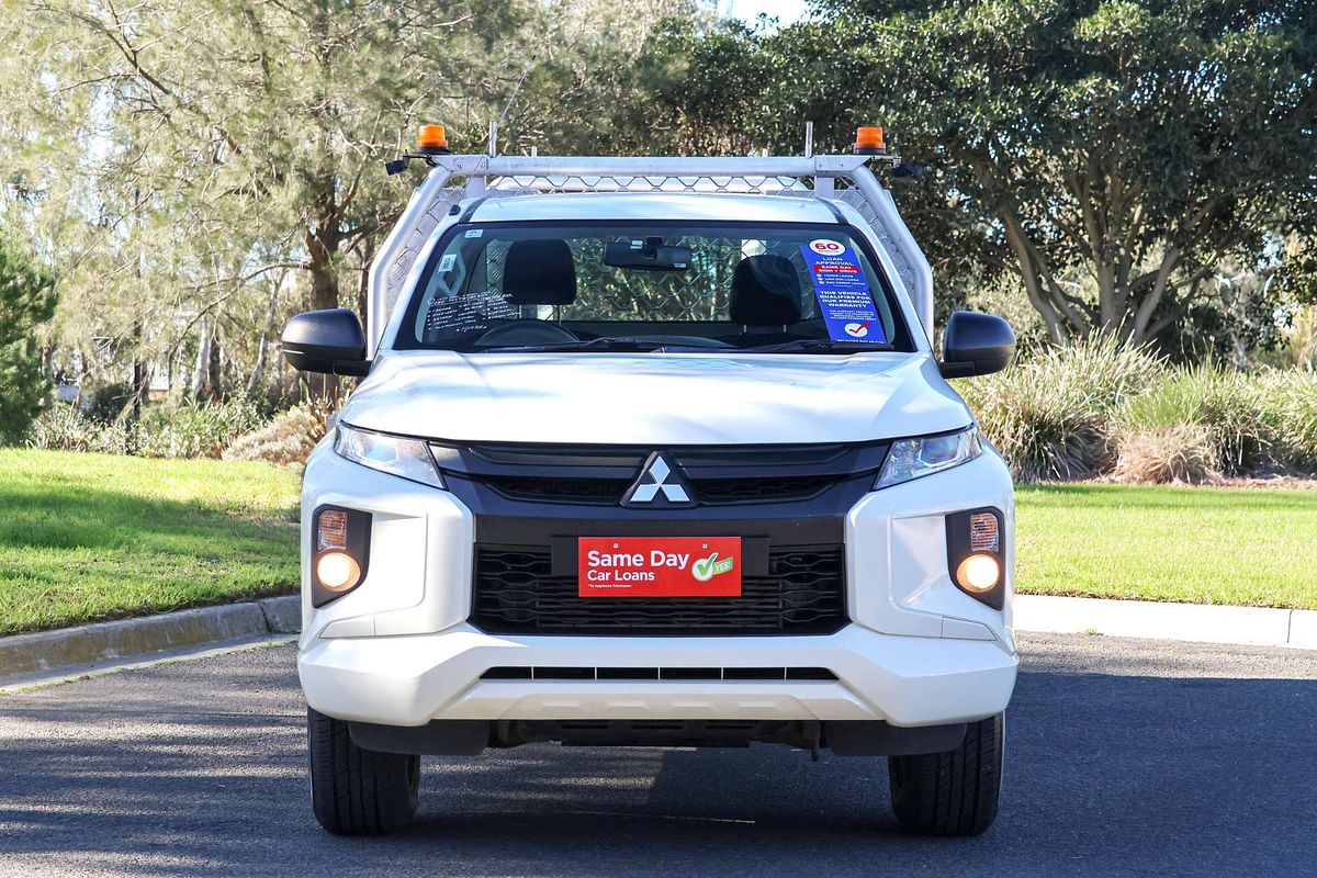 2020 Mitsubishi Triton GLX MR 4X4