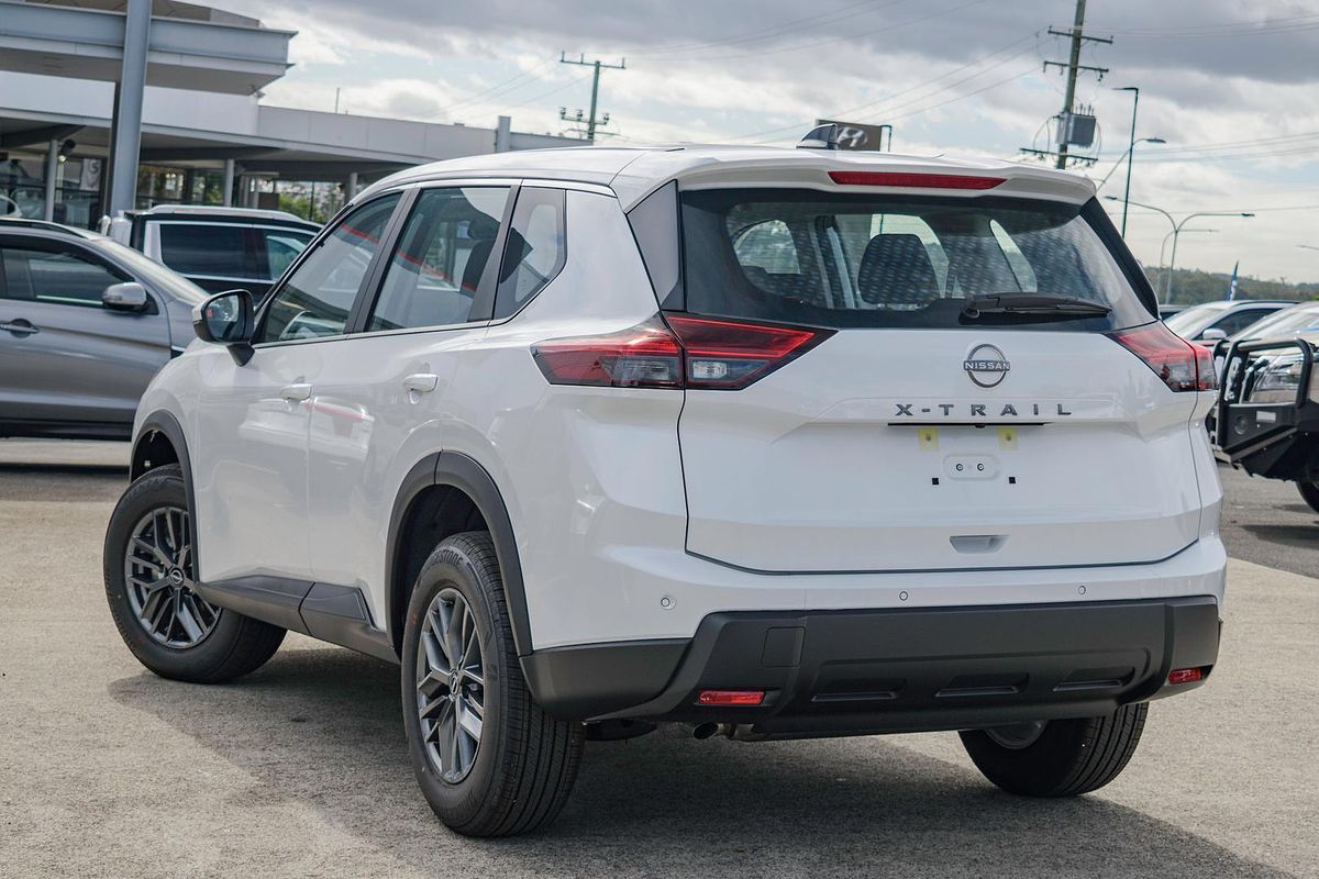 2026 Nissan X-TRAIL ST T33