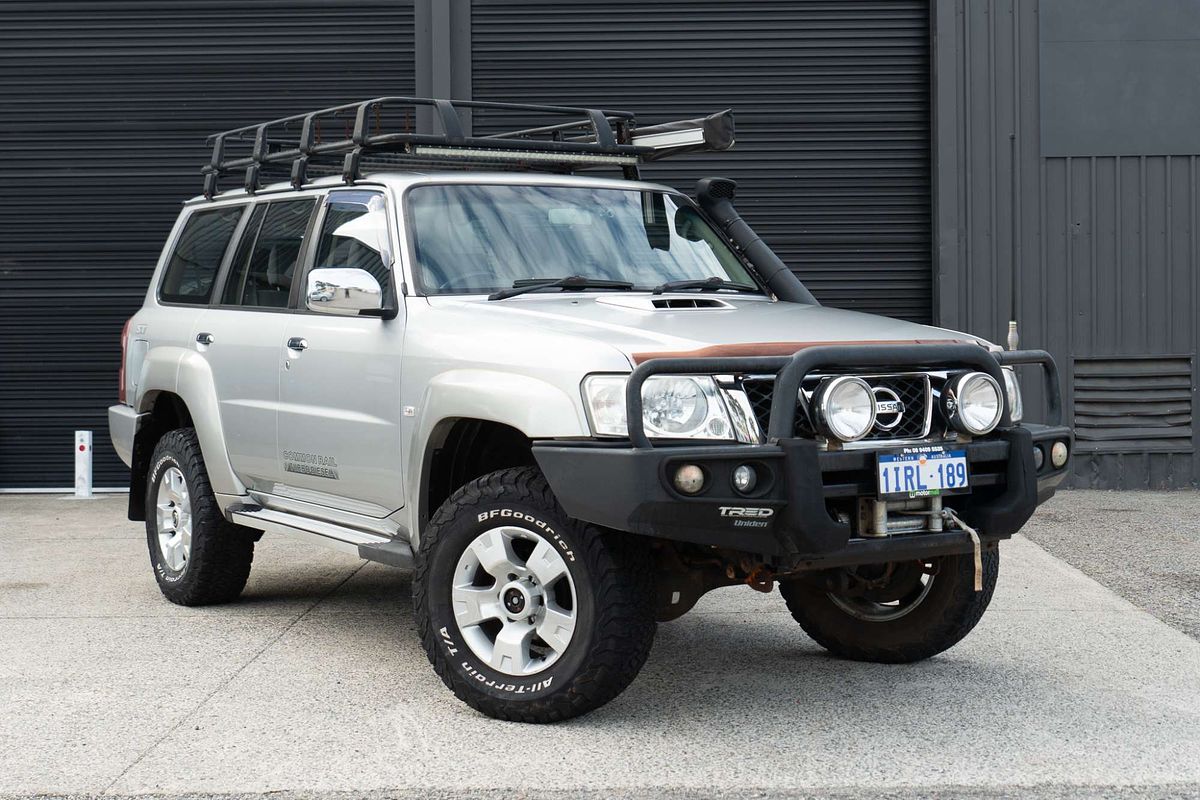 2015 Nissan Patrol ST N-TREK Y61