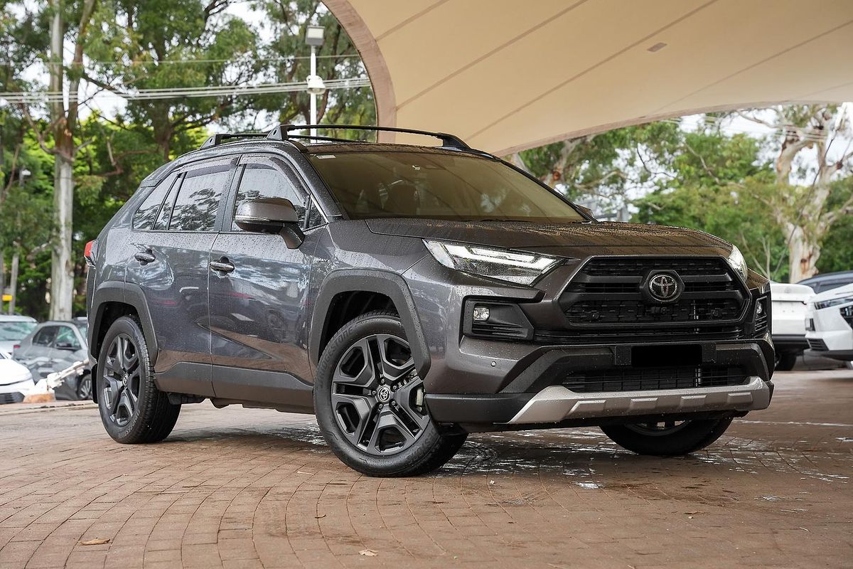 2025 Toyota RAV4 Edge AXAH54R