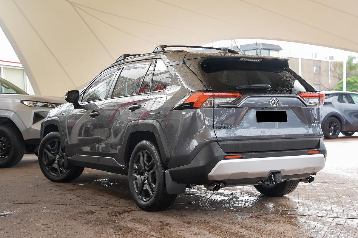 2025 Toyota RAV4 Edge AXAH54R