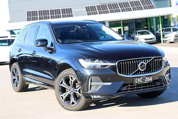 2021 Volvo XC60 B5 Momentum