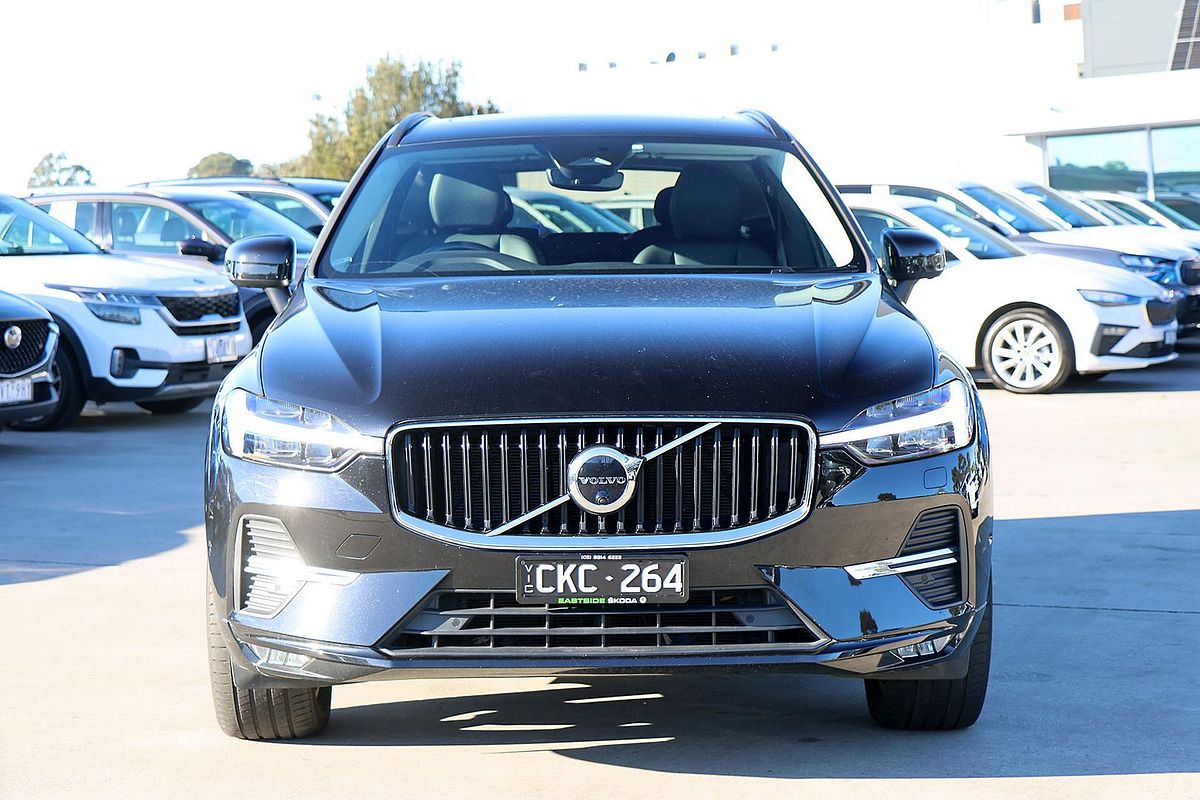 2021 Volvo XC60 B5 Momentum
