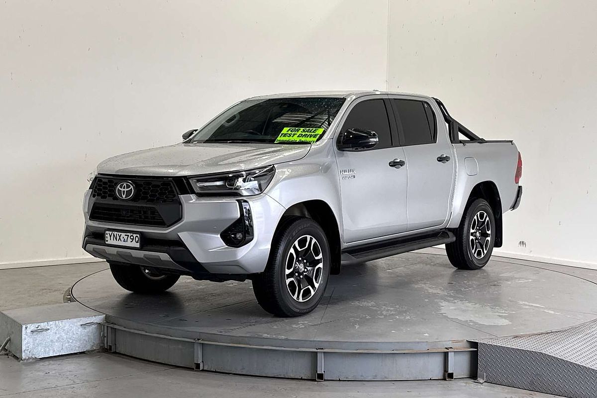 2023 Toyota Hilux SR5 GUN126R 4X4