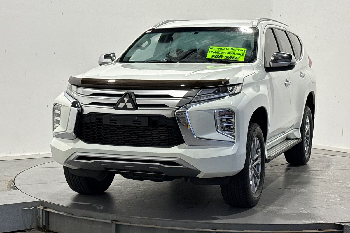2020 Mitsubishi Pajero Sport GLX QF