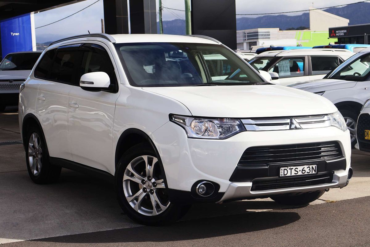 2014 Mitsubishi Outlander LS ZJ