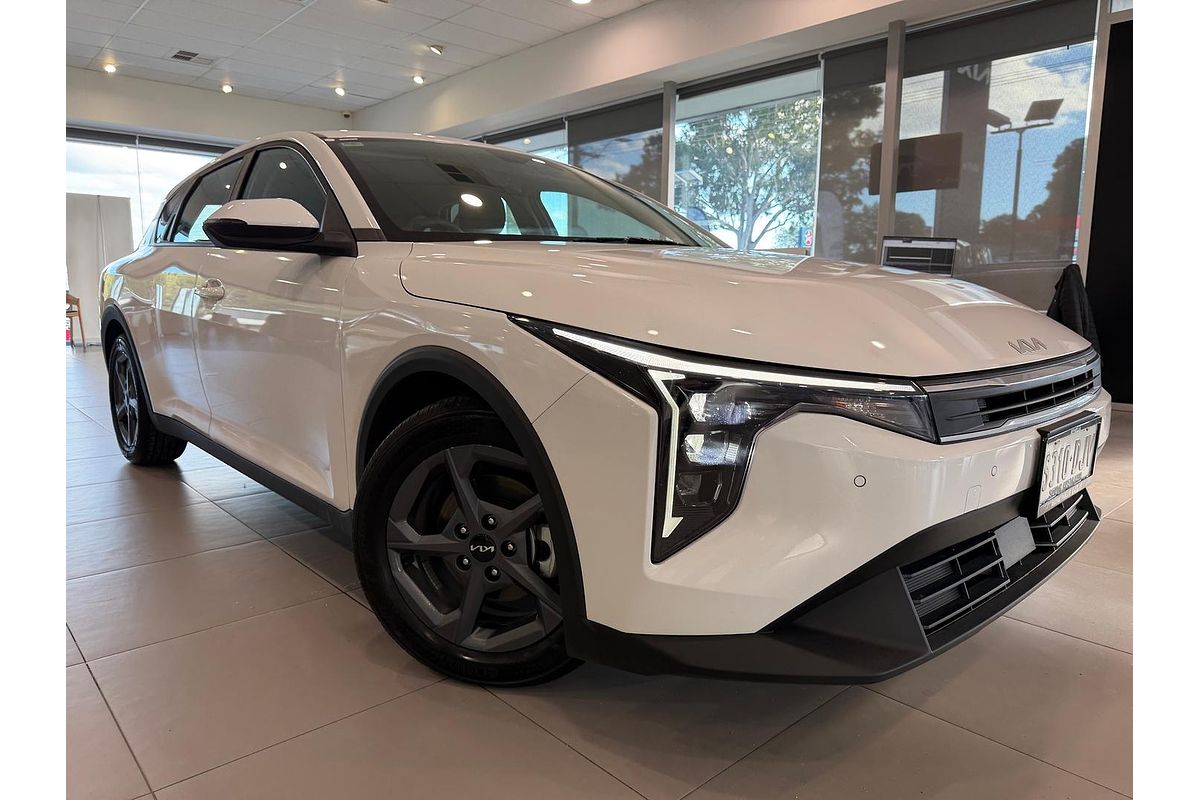2025 Kia K4 S CL4m
