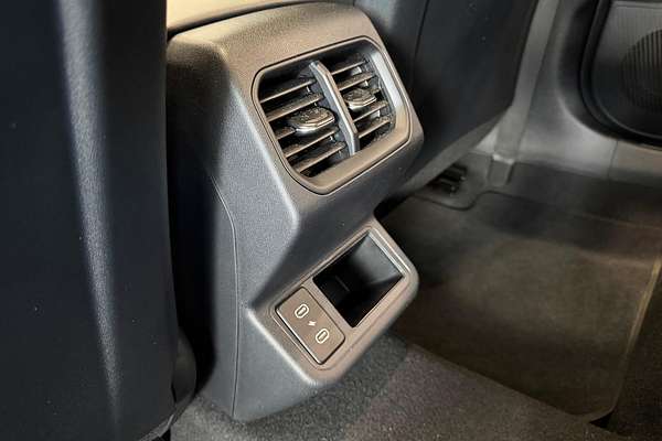 2025 Kia K4 S CL4m thumb-12