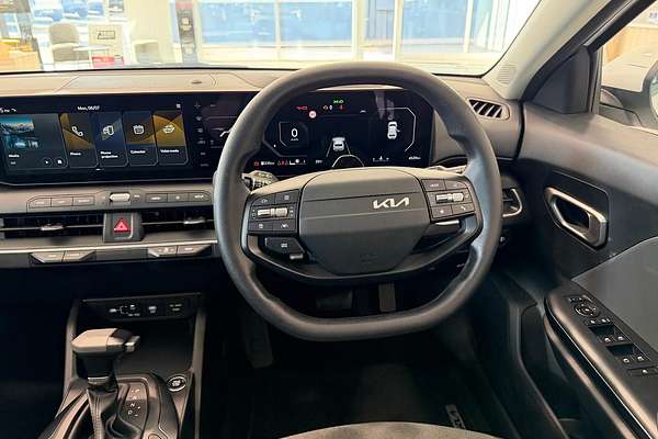 2025 Kia K4 S CL4m thumb-25