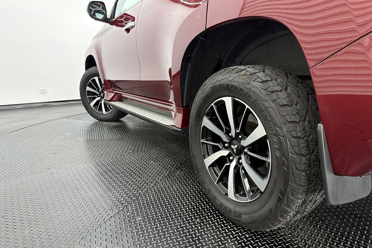 2017 Mitsubishi Pajero Sport Exceed QE