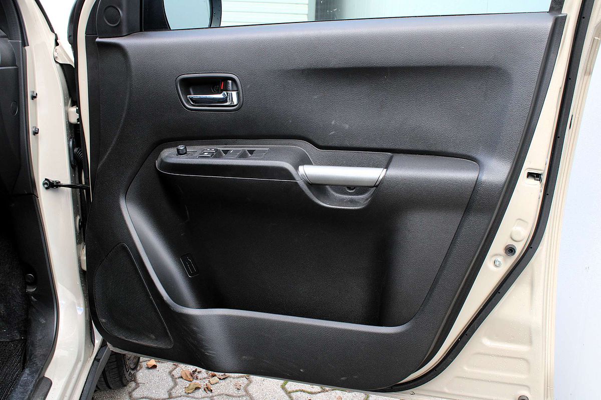 2023 Suzuki Ignis GLX MF Series II