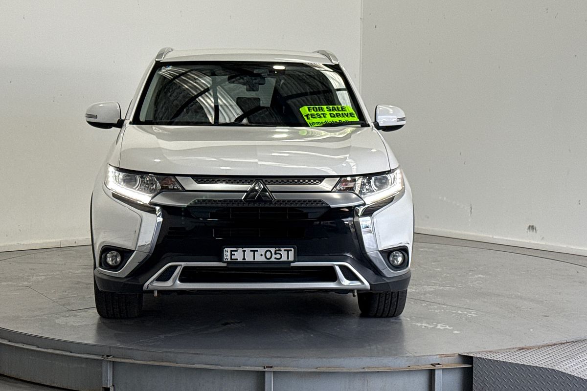 2018 Mitsubishi Outlander LS 7 SEAT (AWD) ZL MY19