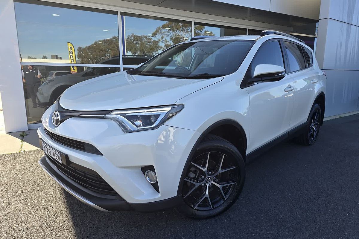2017 Toyota RAV4 GXL ZSA42R