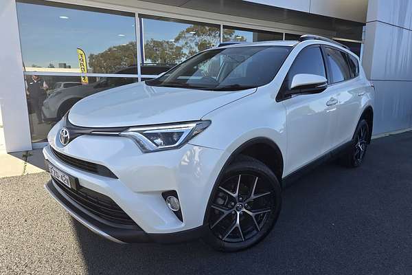 2017 Toyota RAV4 GXL ZSA42R