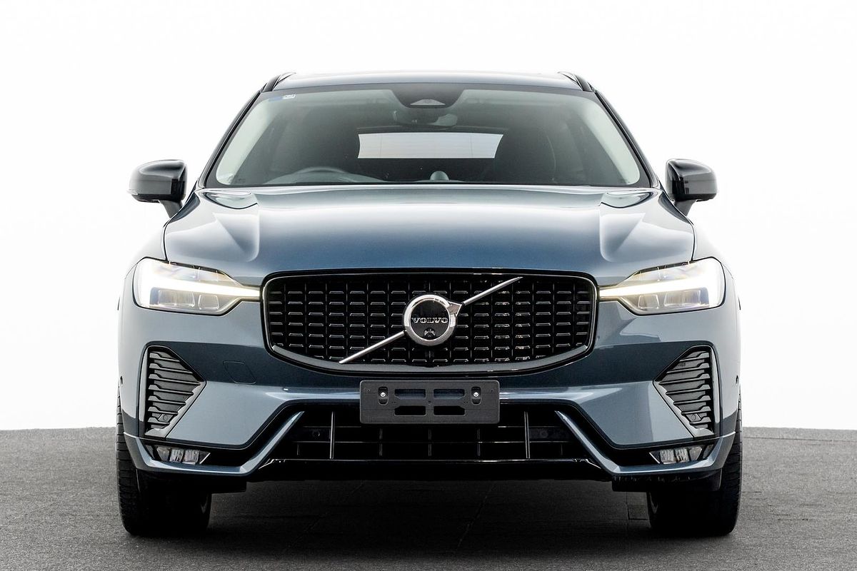 2023 Volvo XC60 Ultimate B6 Dark