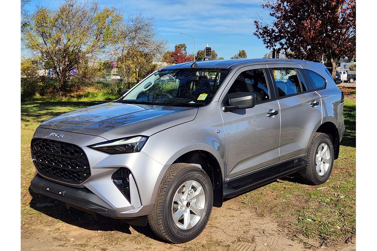 2026 Isuzu MU-X LS-M